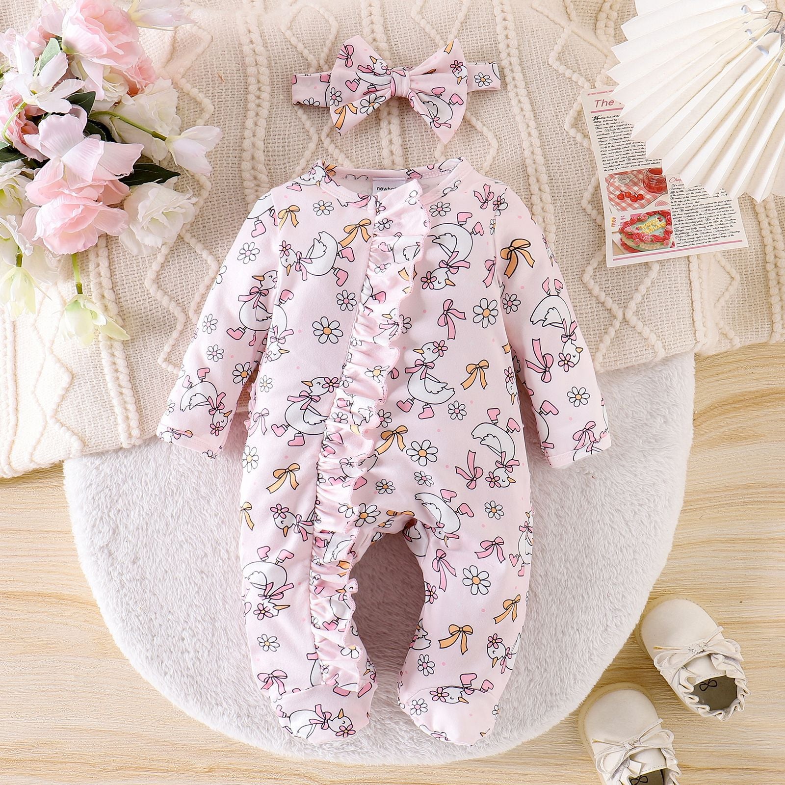 Cute Baby Girl Long-sleeve Bodysuit With Duck Print