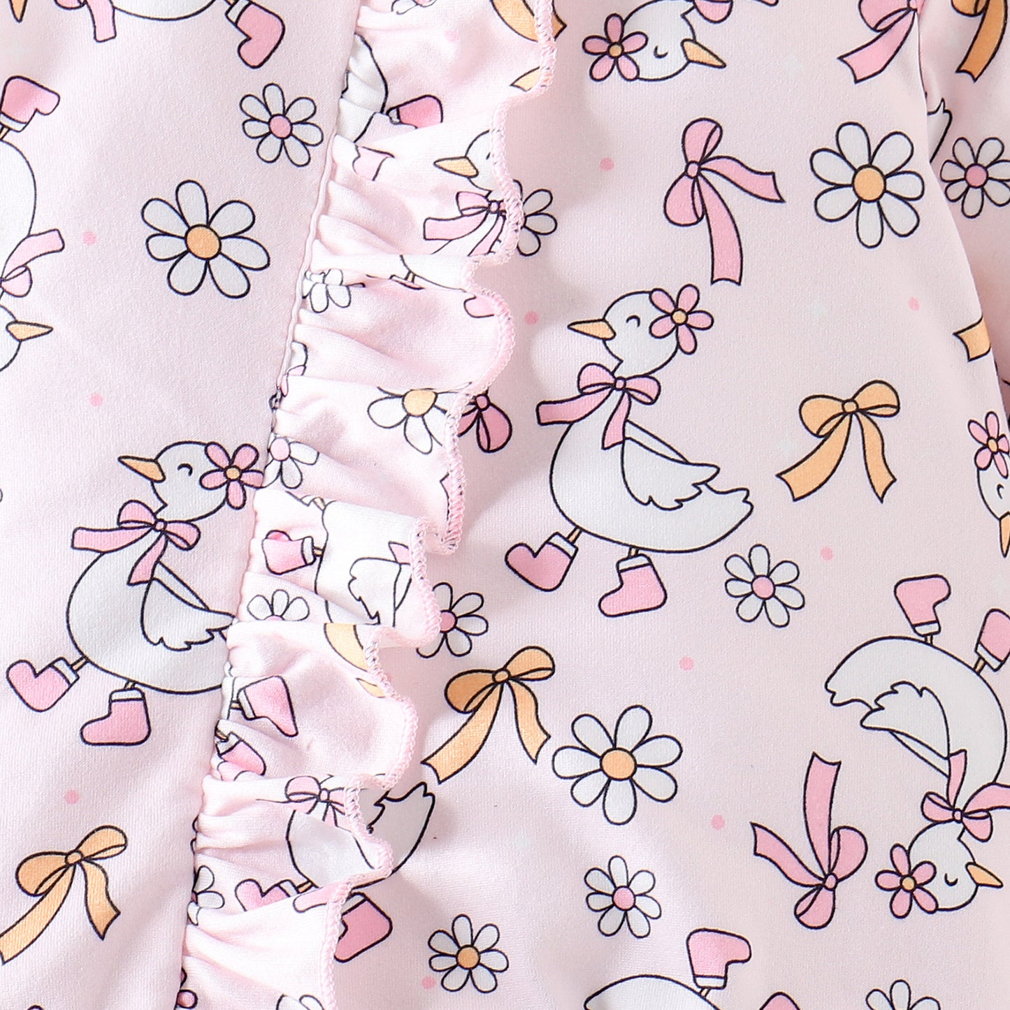 Cute Baby Girl Long-sleeve Bodysuit With Duck Print