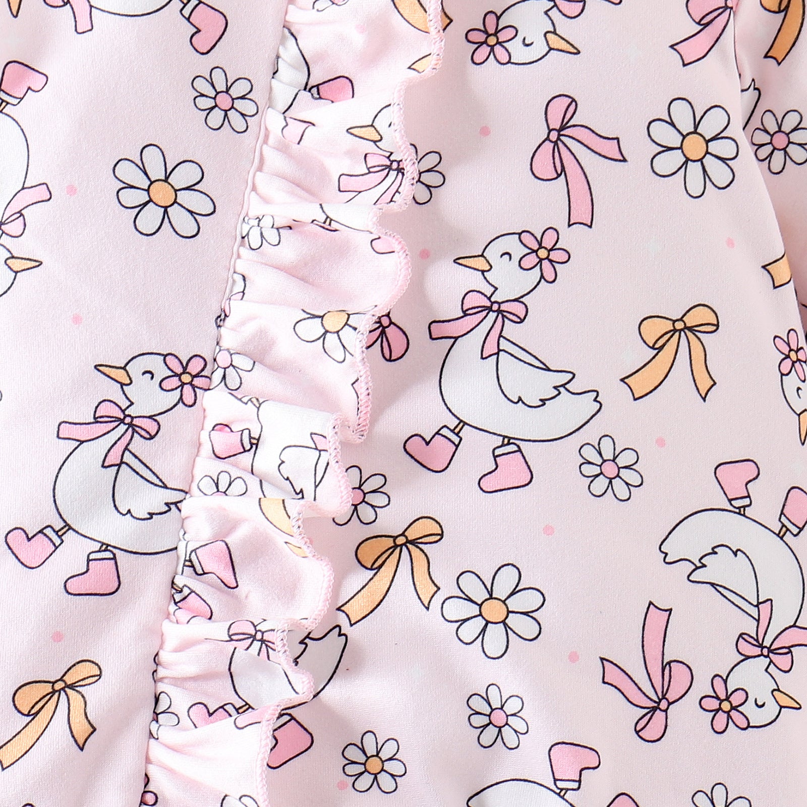 Cute Baby Girl Long-sleeve Bodysuit With Duck Print